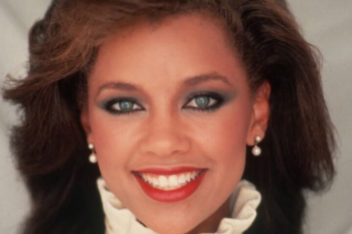 Vanessa Williams with Miss America crown