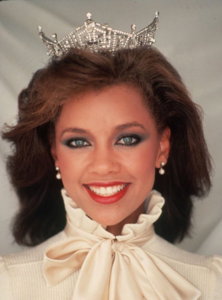 Vanessa Williams with Miss America crown